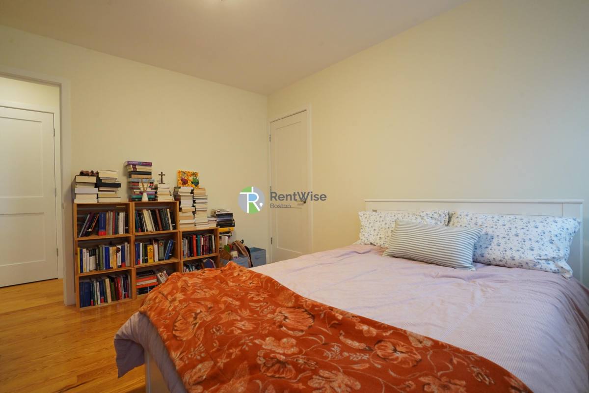 House for rent at 15 Kelley Court #3A, Brighton, MA 02135