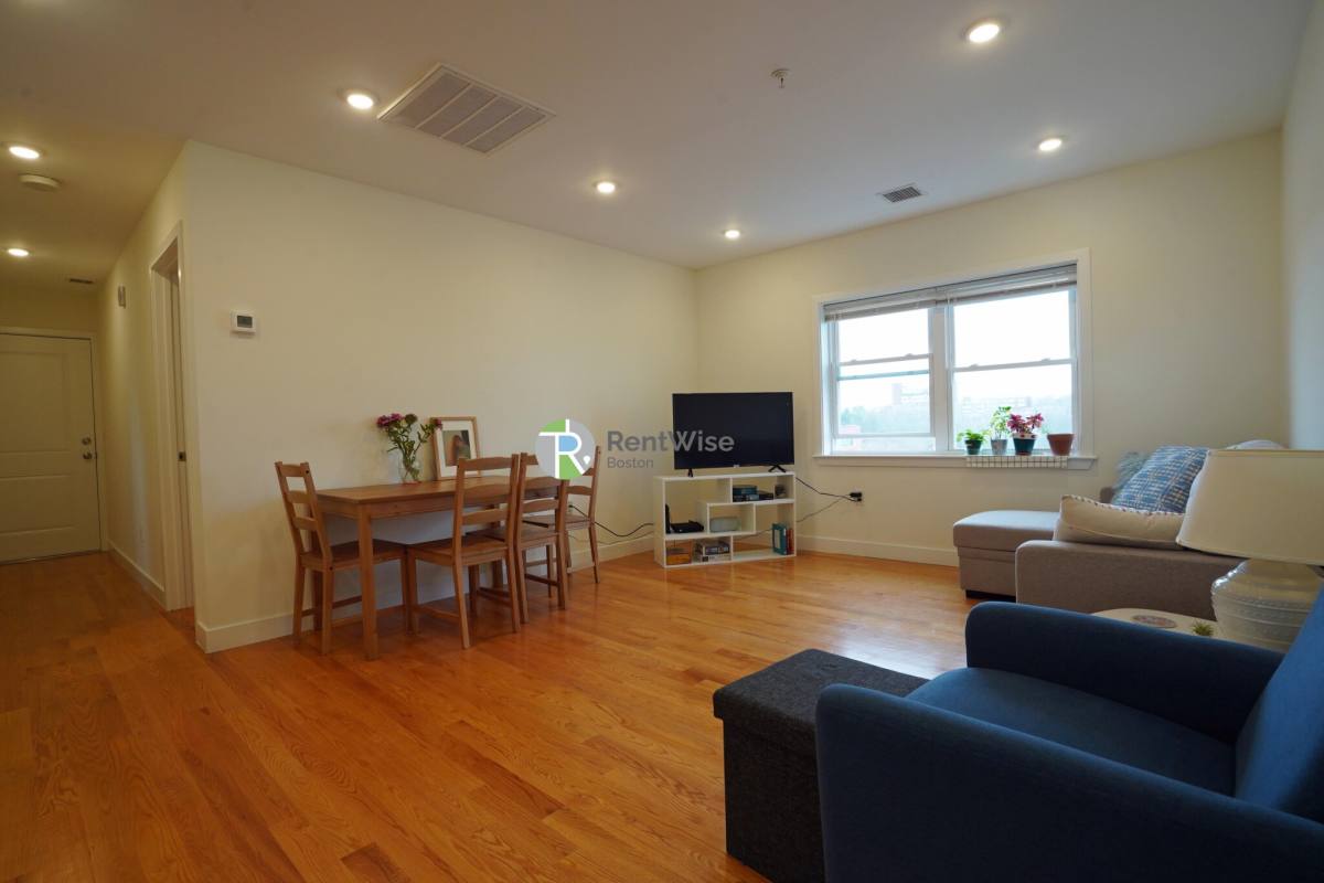 House for rent at 15 Kelley Court #3A, Brighton, MA 02135