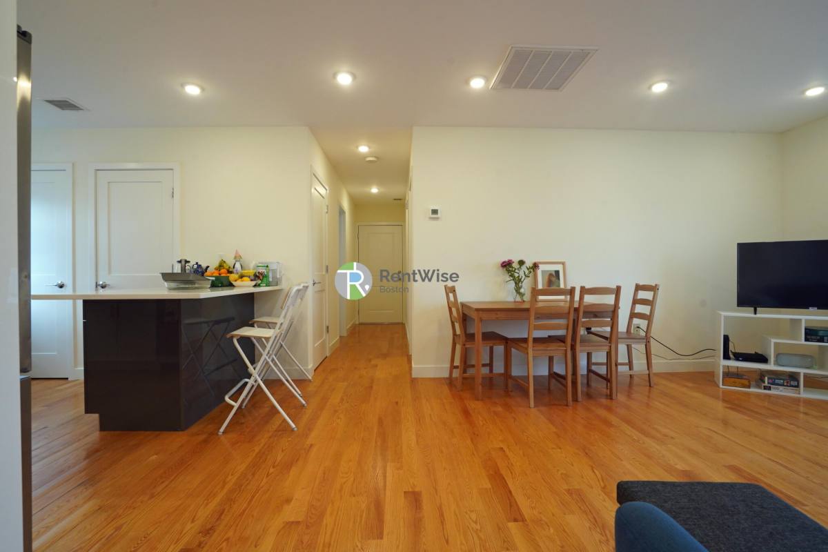 House for rent at 15 Kelley Court #3A, Brighton, MA 02135