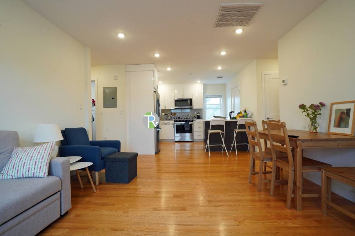 House for rent at 15 Kelley Court #3A, Brighton, MA 02135