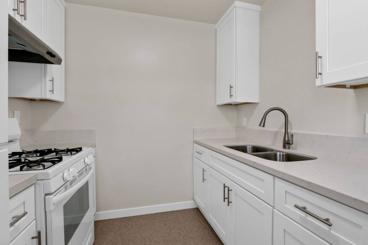 Apartment for rent at 10900 Santa Monica Blvd, Los Angeles, CA 90025