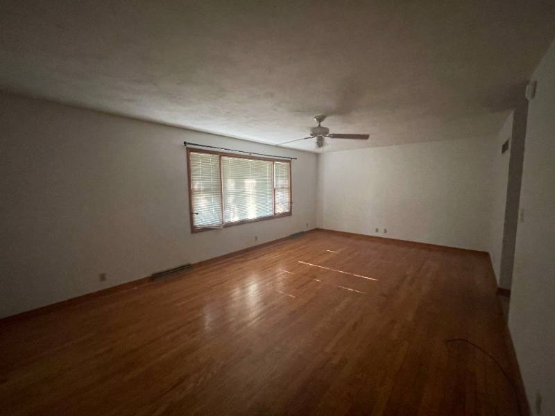 Townhouse for rent at 1302 E Mumford Dr, Urbana, IL 61801