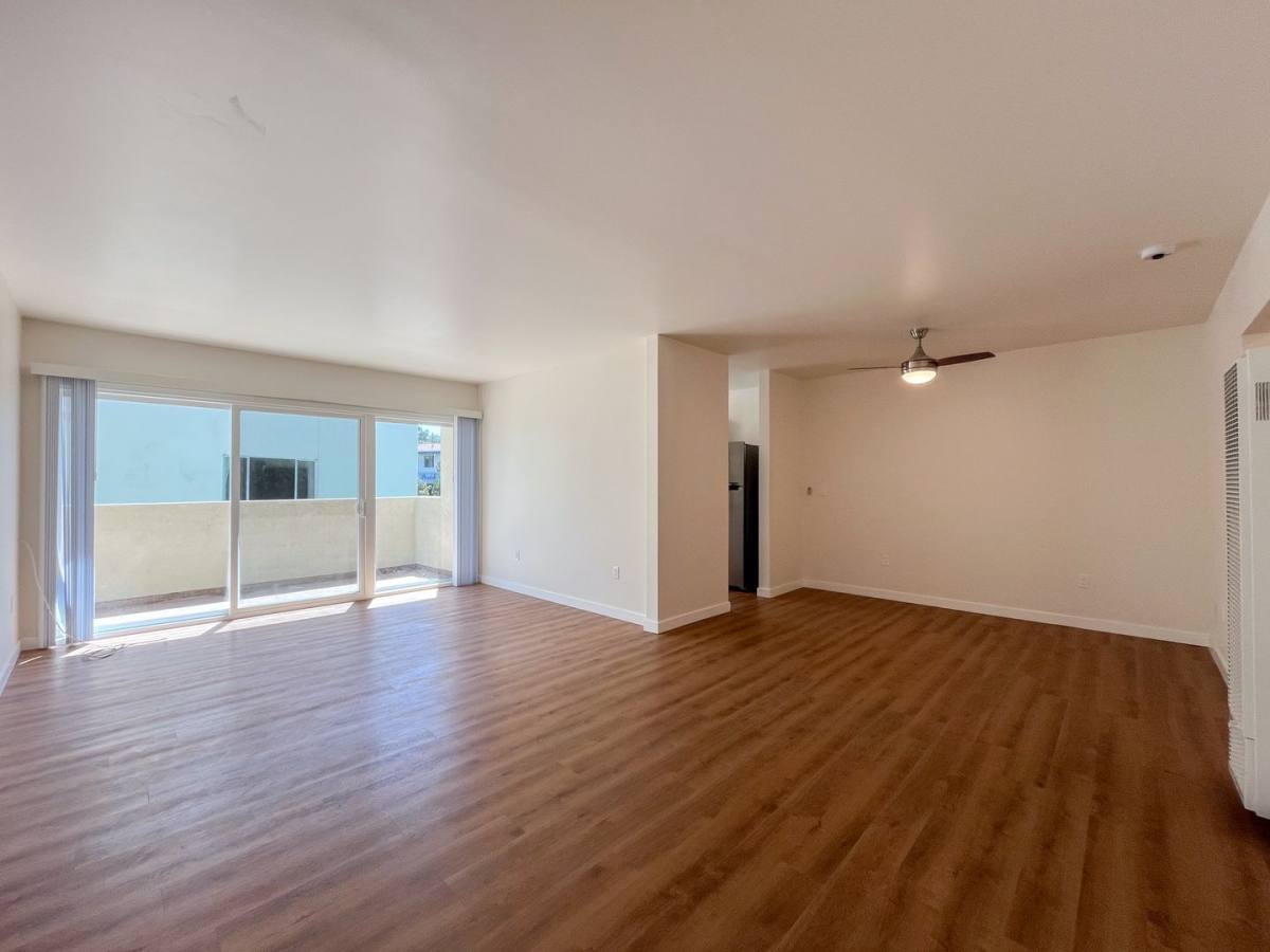 Apartment for rent at 4000 Nicolet Ave, Los Angeles, CA 90008