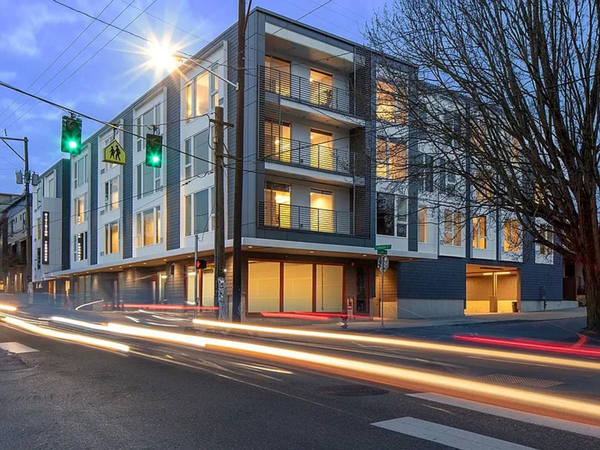 Apartment for rent at 2880 SE Division St, Portland, OR 97202