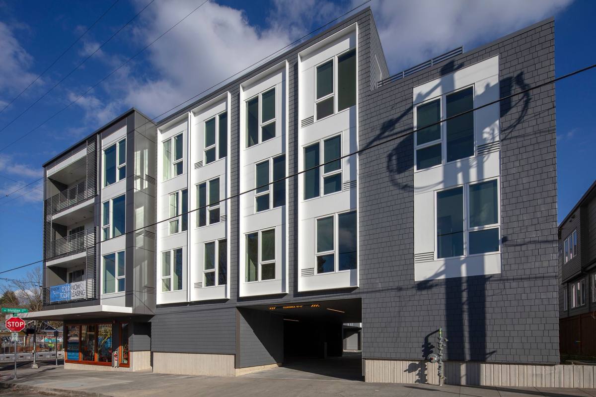 Apartment for rent at 2880 SE Division St, Portland, OR 97202