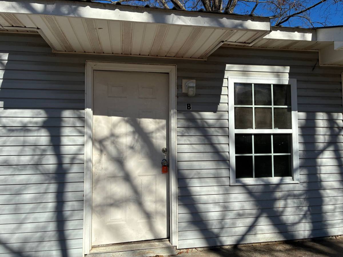 Apartment for rent at 1415 Memorial Park Rd, Lancaster, SC 29720