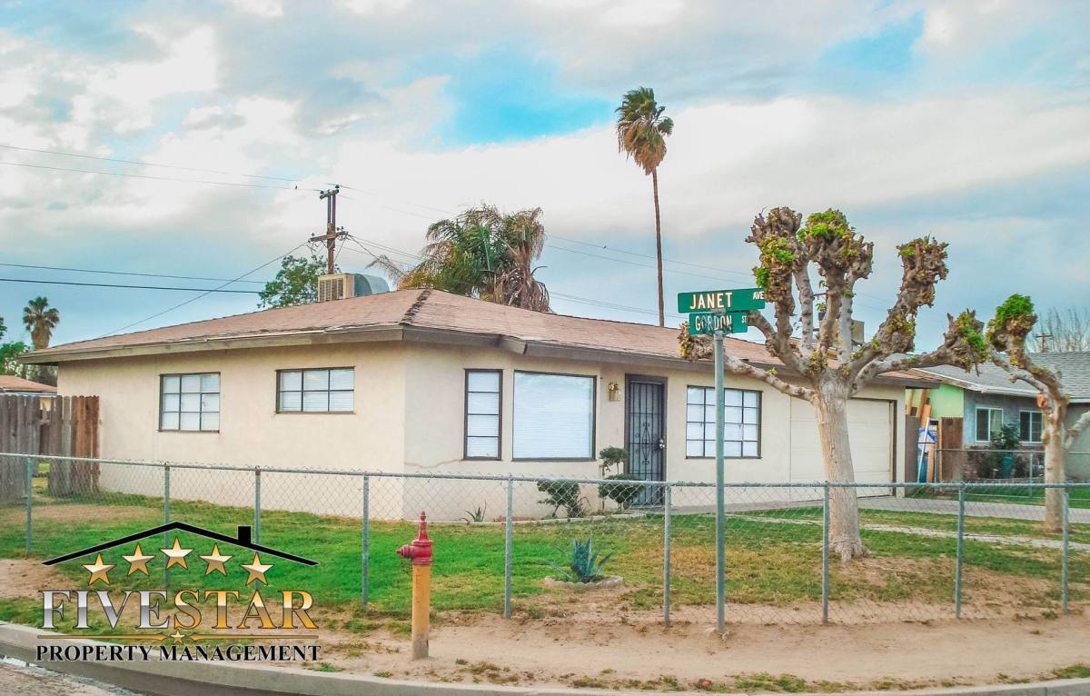 House for rent at 4519 Gordon St, Bakersfield, CA 93307