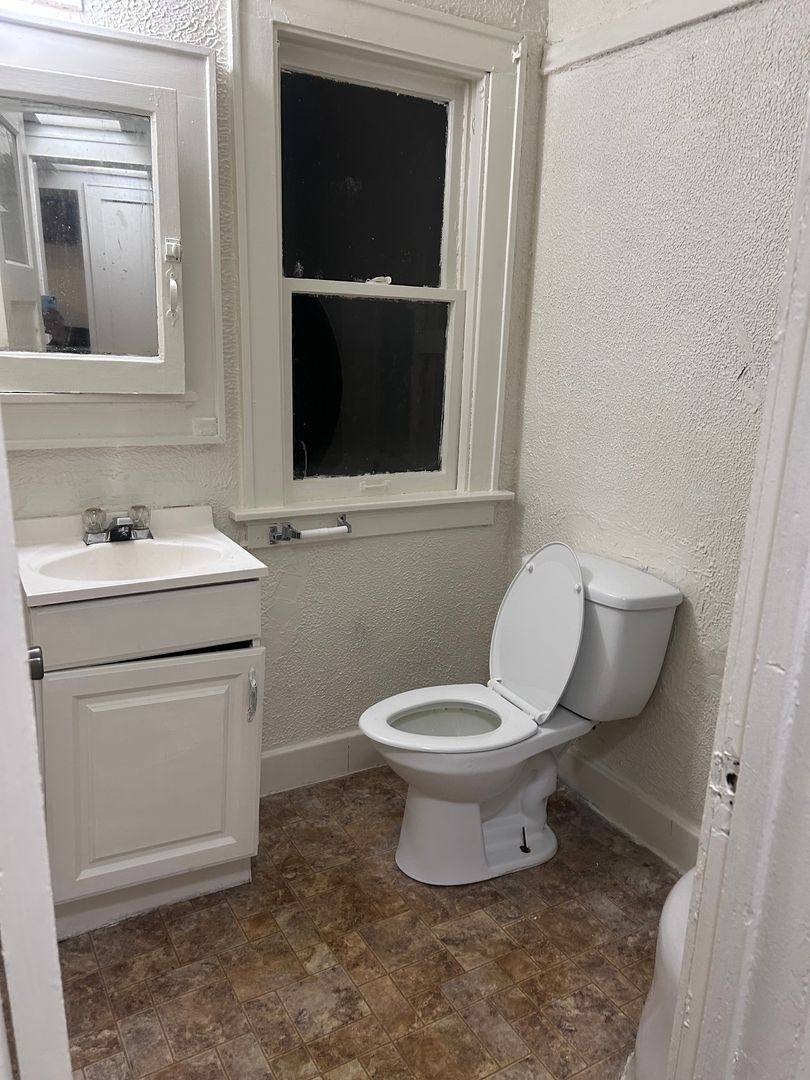 Apartment for rent at 1720 W Atkinson Ave, Milwaukee, WI 53206