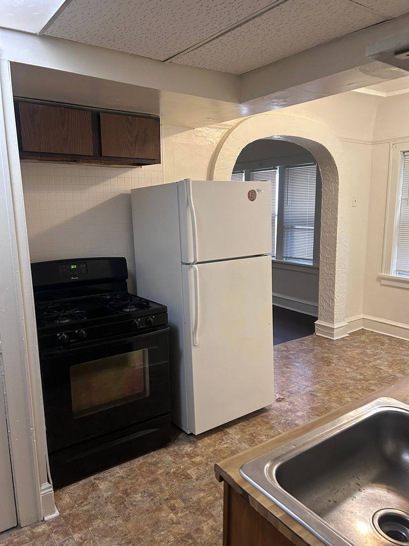 Apartment for rent at 1720 W Atkinson Ave, Milwaukee, WI 53206