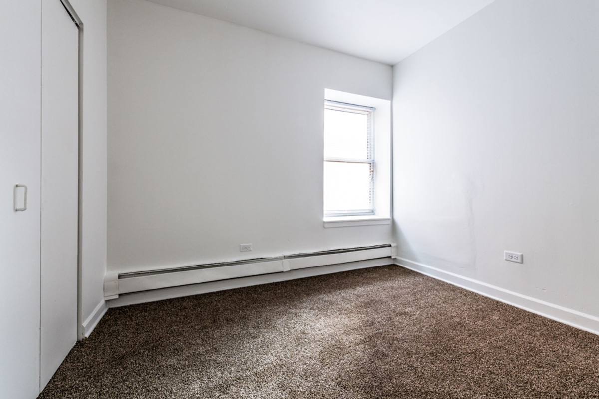 Apartment for rent at 4814-4820 W Monroe St, Chicago, IL 60644