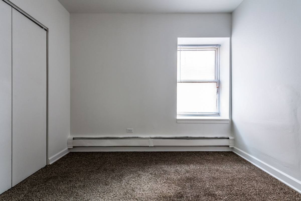 Apartment for rent at 4814-4820 W Monroe St, Chicago, IL 60644