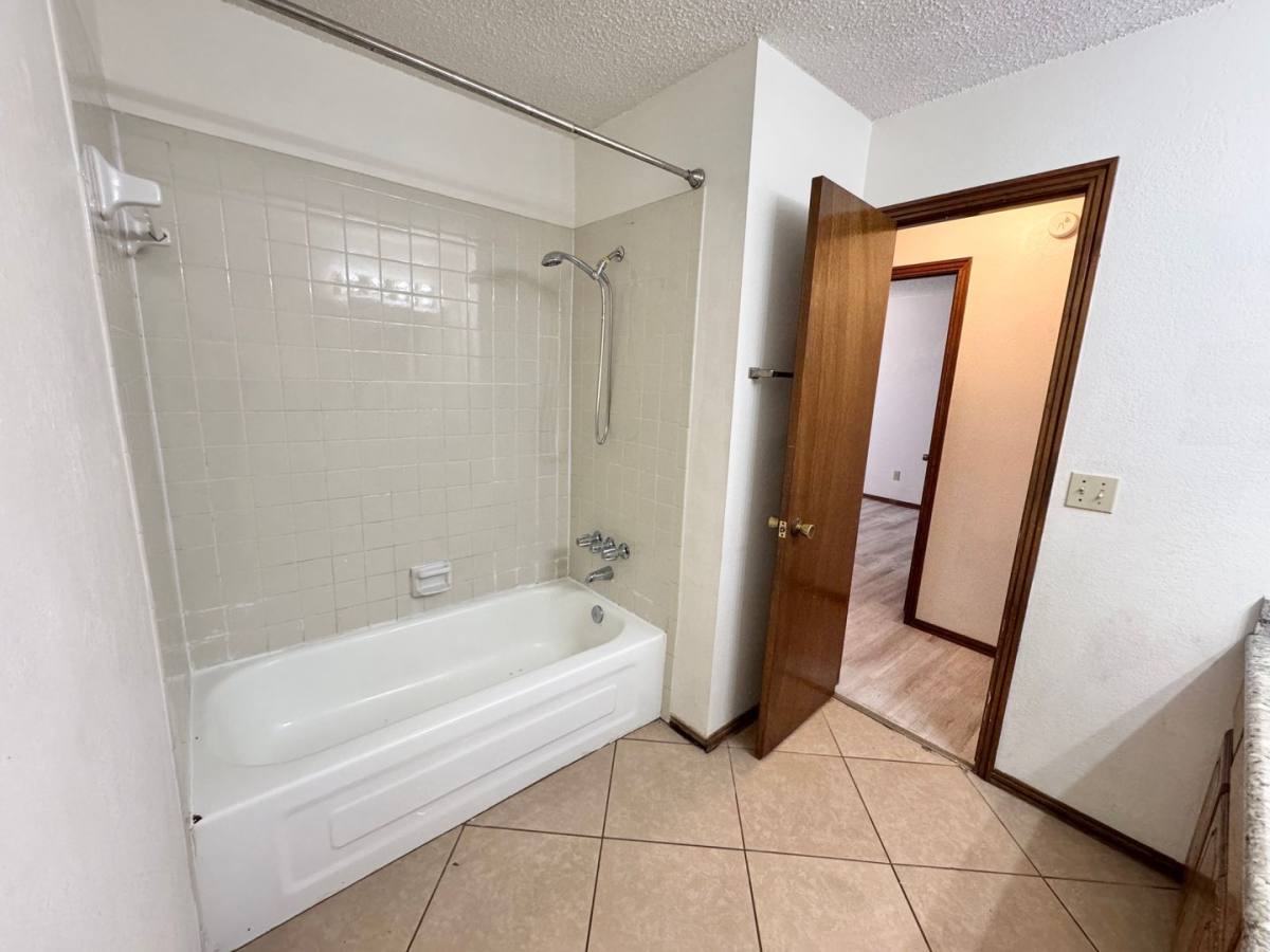 House for rent at 8301 NW 112th St, Oklahoma City, OK 73162