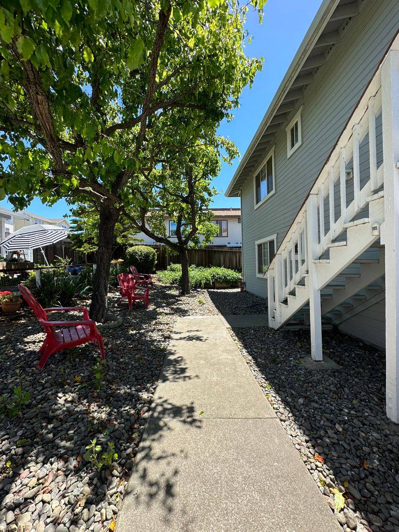 Apartment for rent at 619 Military E, Benicia, CA 94510