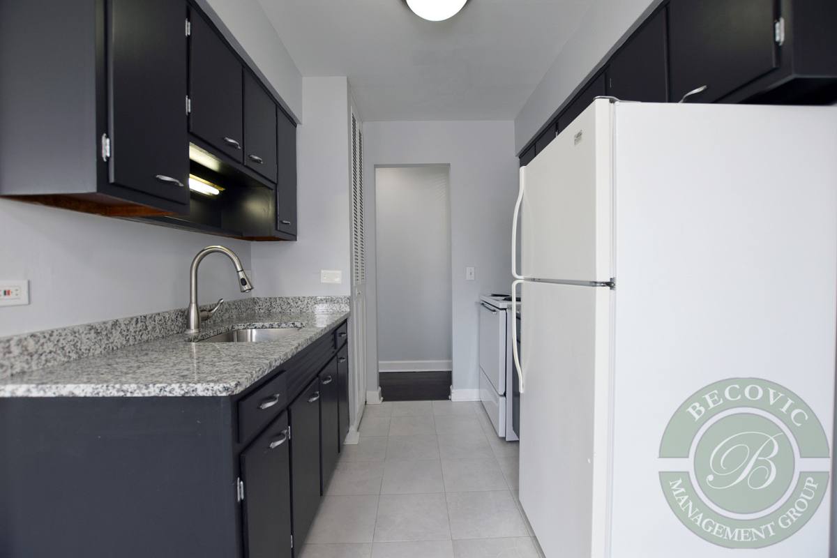 Apartment for rent at 6029 N Winthrop Ave, Chicago, IL 60660