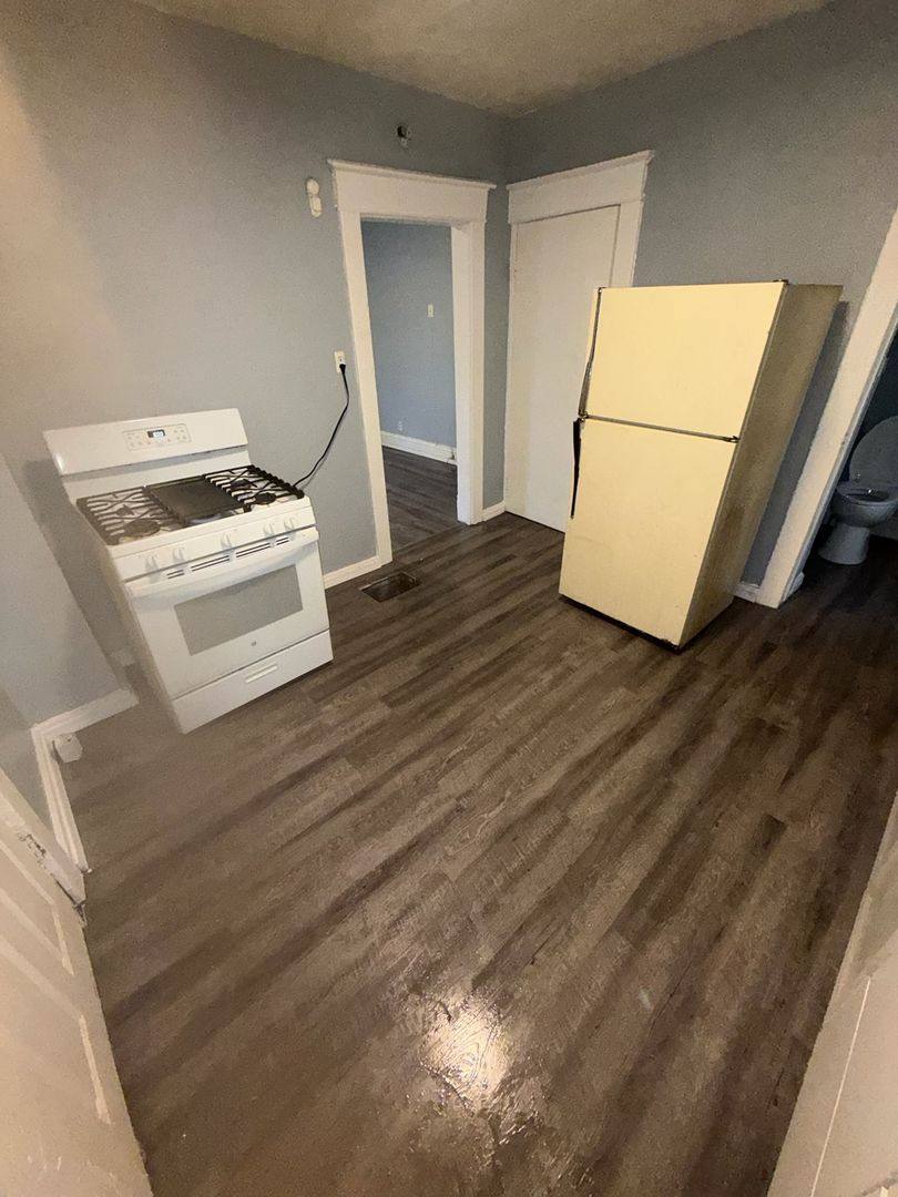 Apartment for rent at 736 Lawndale, South Bend, IN 46628