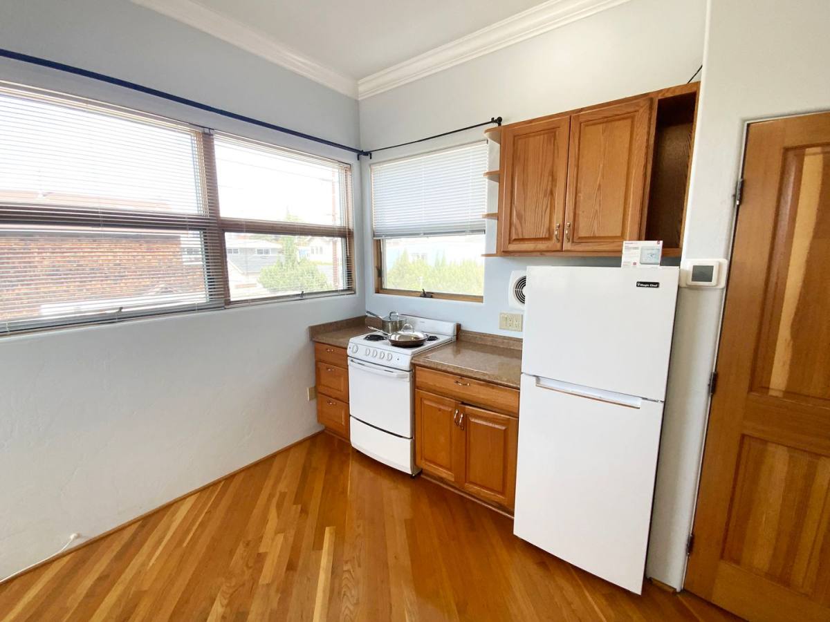 Apartment for rent at 135 J Ave, Coronado, CA 92118
