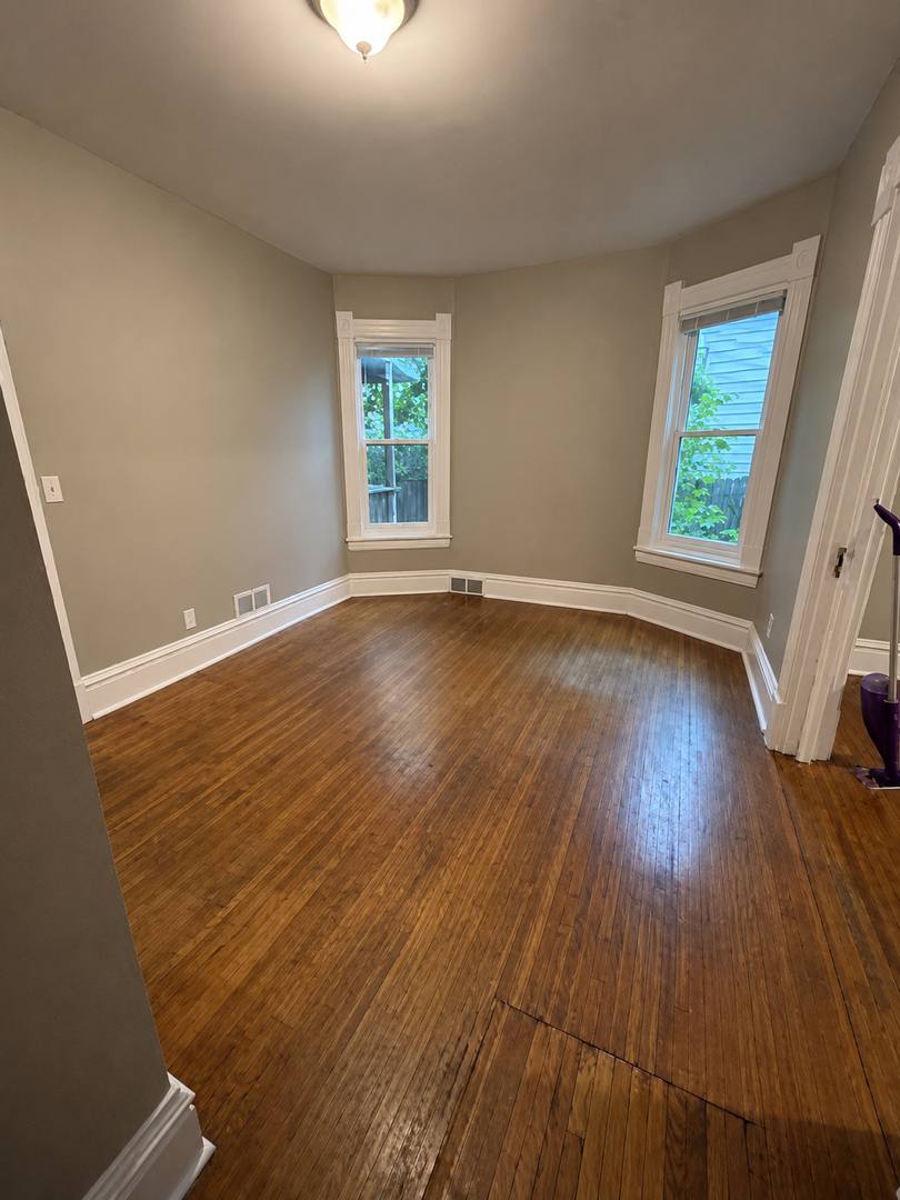 Townhouse for rent at 240 E Rice St, Owatonna, MN 55060