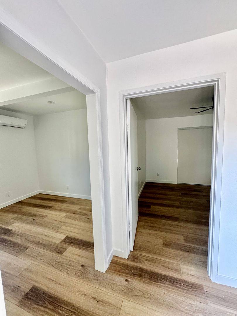 Townhouse for rent at 151 W 52nd St, Los Angeles, CA 90037
