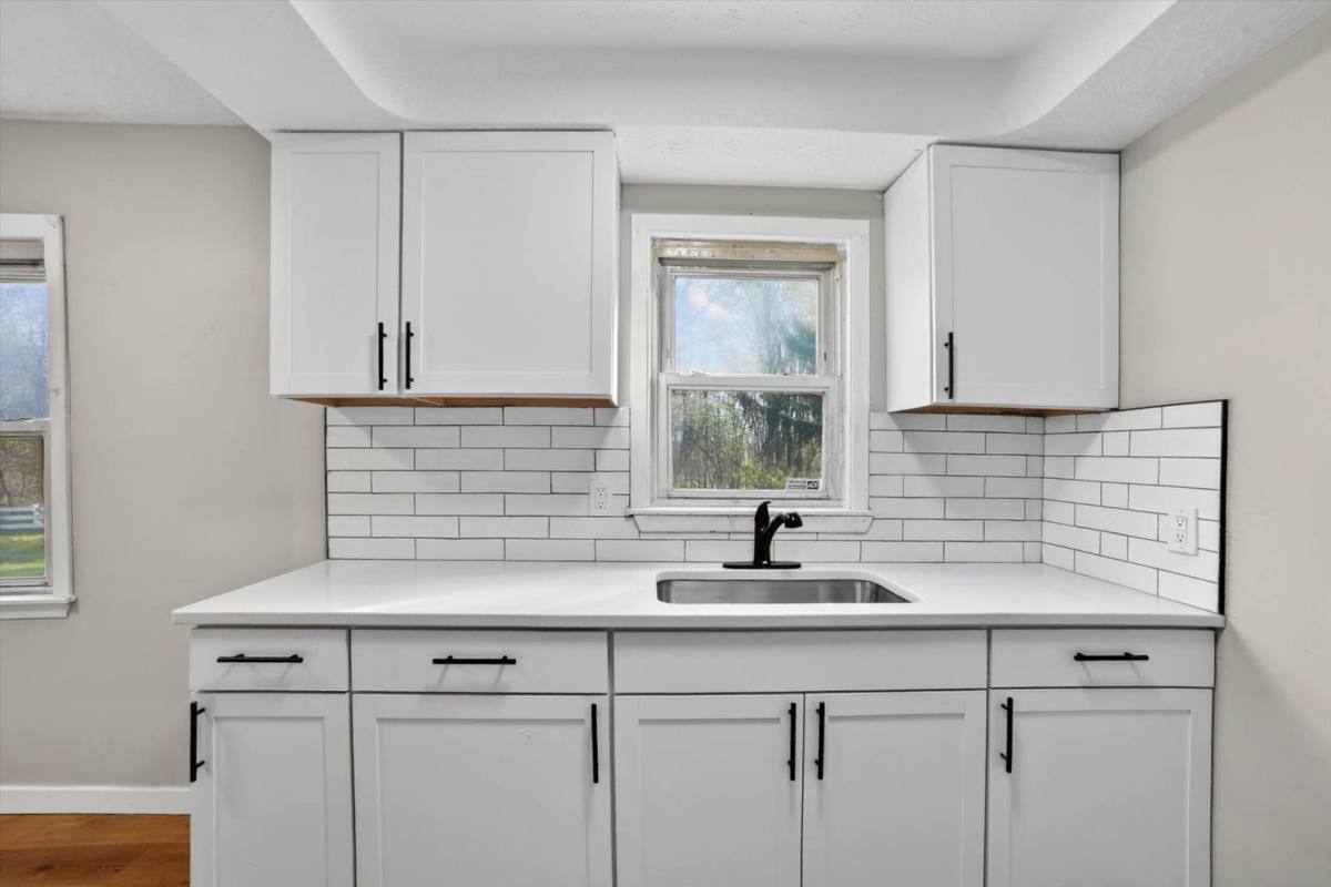 House for rent at 303 S Green Rd, Cleveland, OH 44121