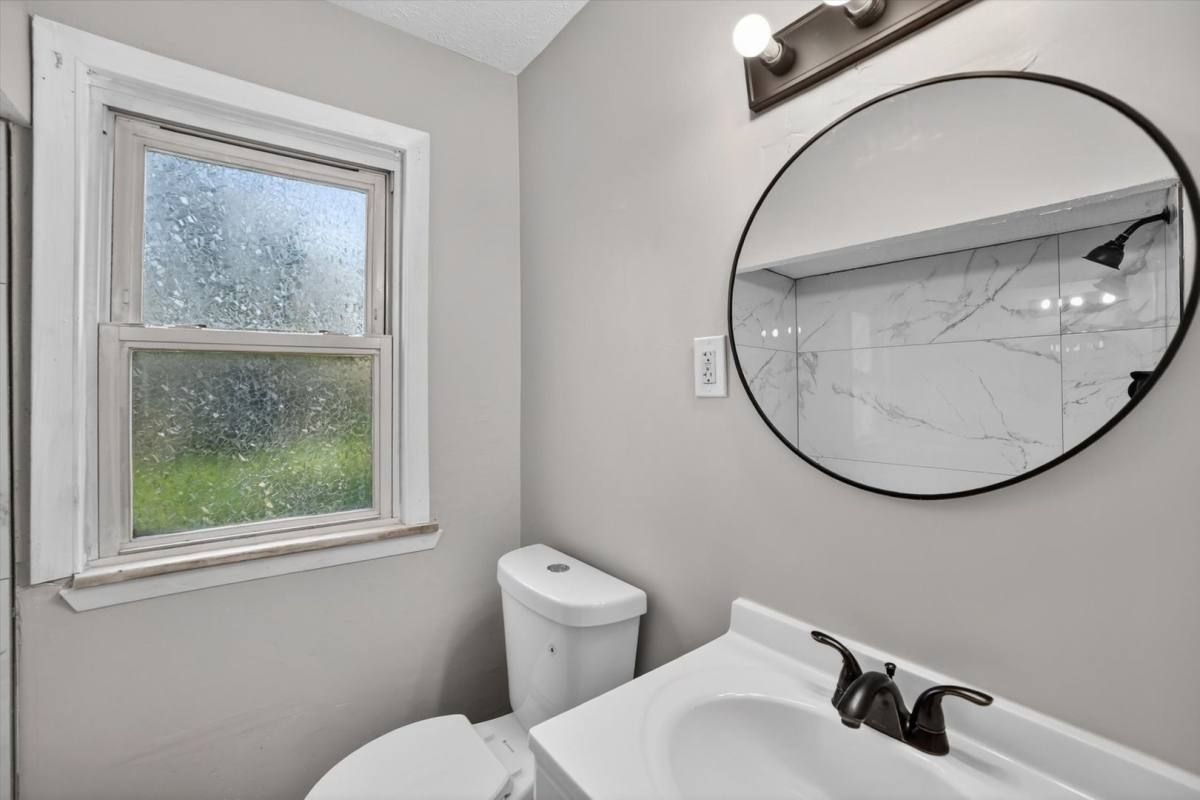 House for rent at 303 S Green Rd, Cleveland, OH 44121