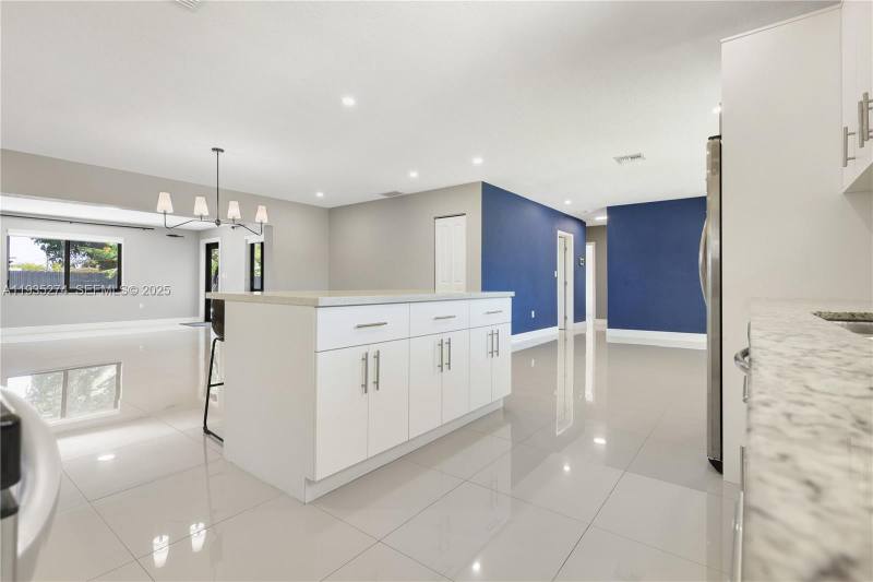 House for rent at 4165 W 5 Lane, Hialeah, FL 33012