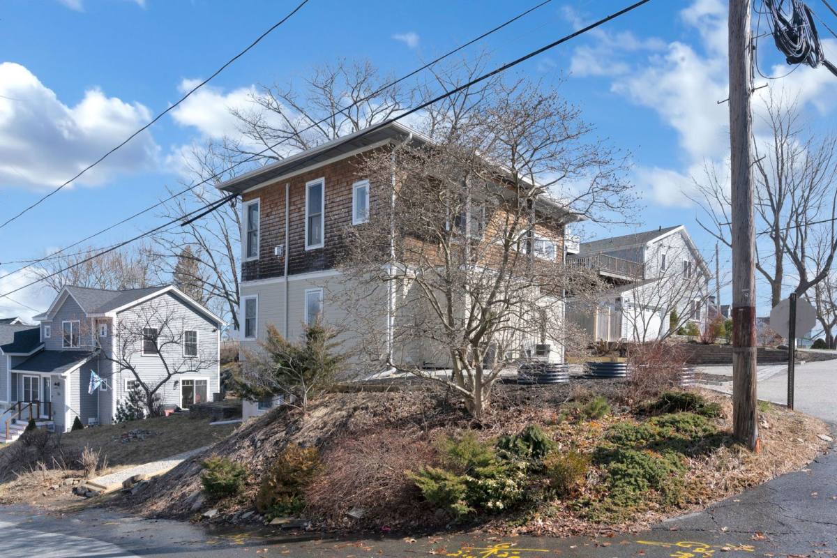 House for rent at 4 Gould Rd, South Portland, ME 04106