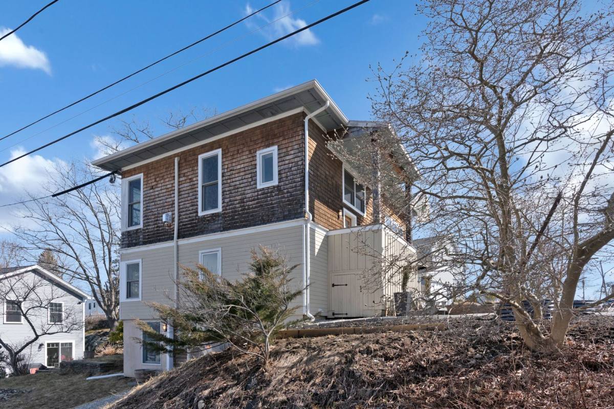House for rent at 4 Gould Rd, South Portland, ME 04106