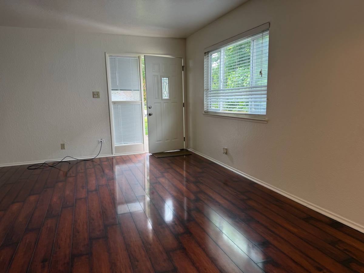 Townhouse for rent at 9009 Casals St, Sacramento, CA 95826