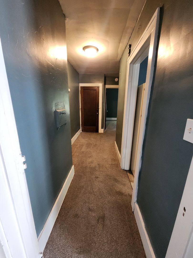 Apartment for rent at 711 Morton St, Peoria, IL 61603