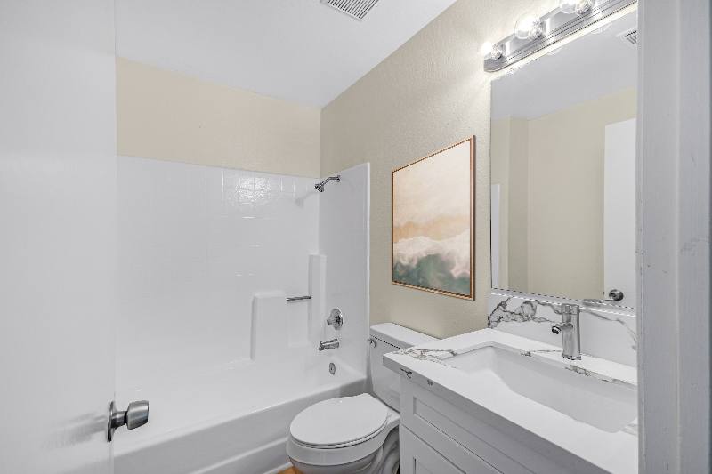 Apartment for rent at 1005 E Ave R #11, Palmdale, CA 93550