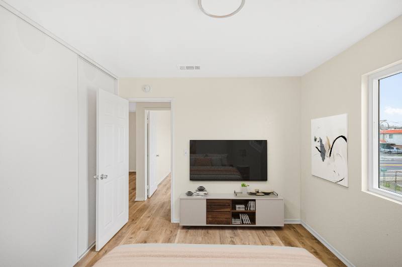 Apartment for rent at 1005 E Ave R #11, Palmdale, CA 93550