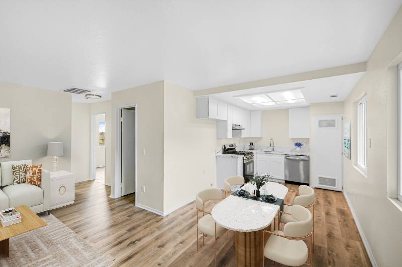 Apartment for rent at 1005 E Ave R #11, Palmdale, CA 93550