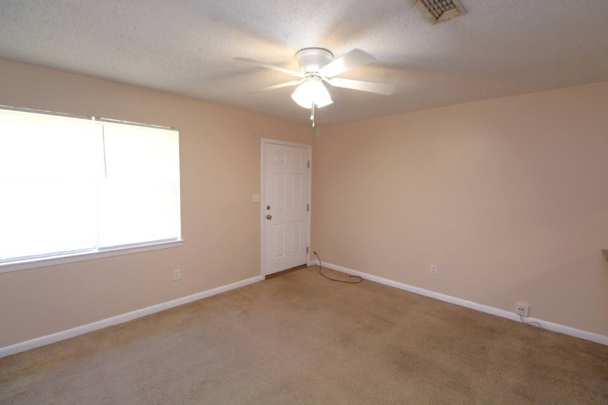 Townhouse for rent at 1608 Sunny Ridge Lane, Cantonment, FL 32533