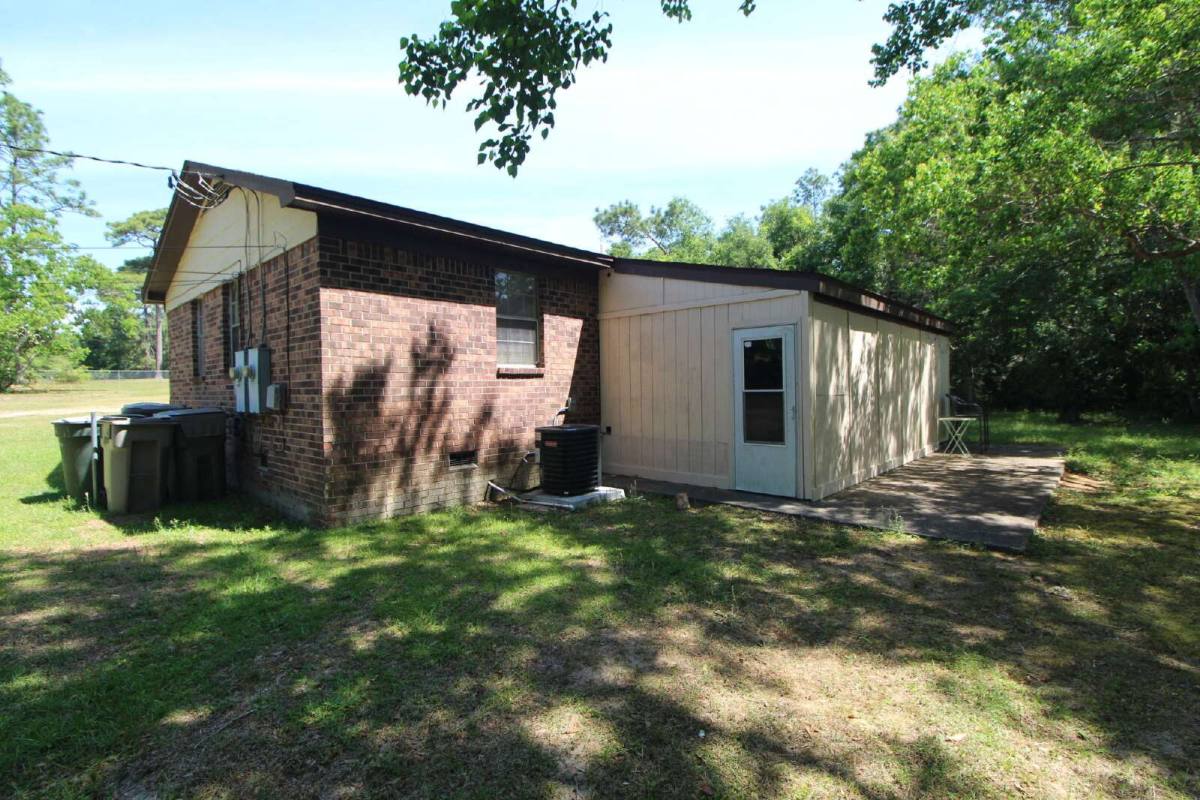 Townhouse for rent at 1608 Sunny Ridge Lane, Cantonment, FL 32533
