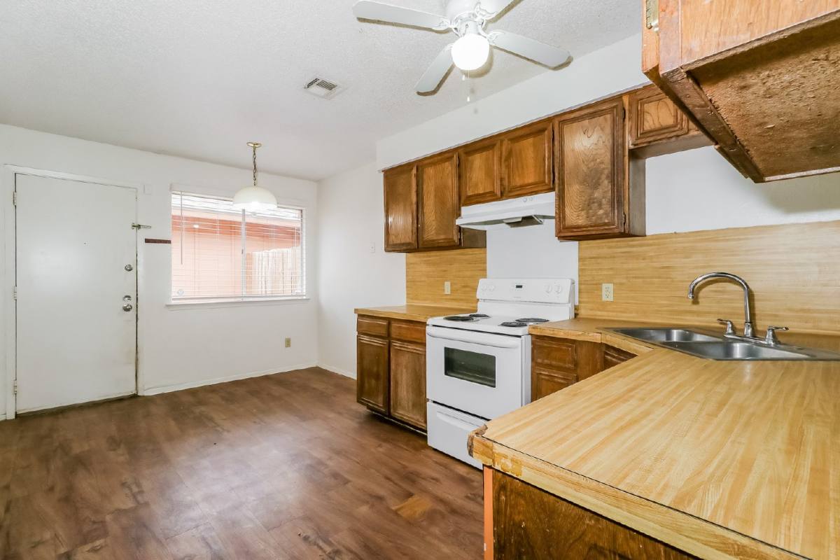 House for rent at 323 W William Cannon Dr #A, Austin, TX 78745