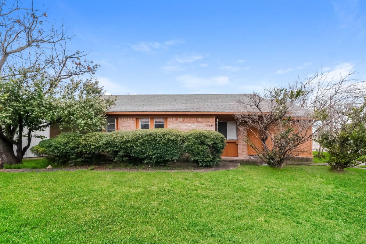 House for rent at 323 W William Cannon Dr #A, Austin, TX 78745