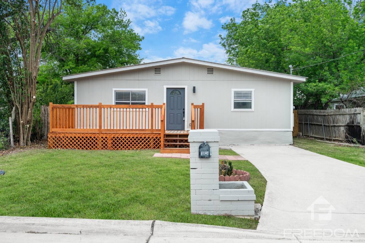 House for rent at 1824 Katy St, New Braunfels, TX 78130