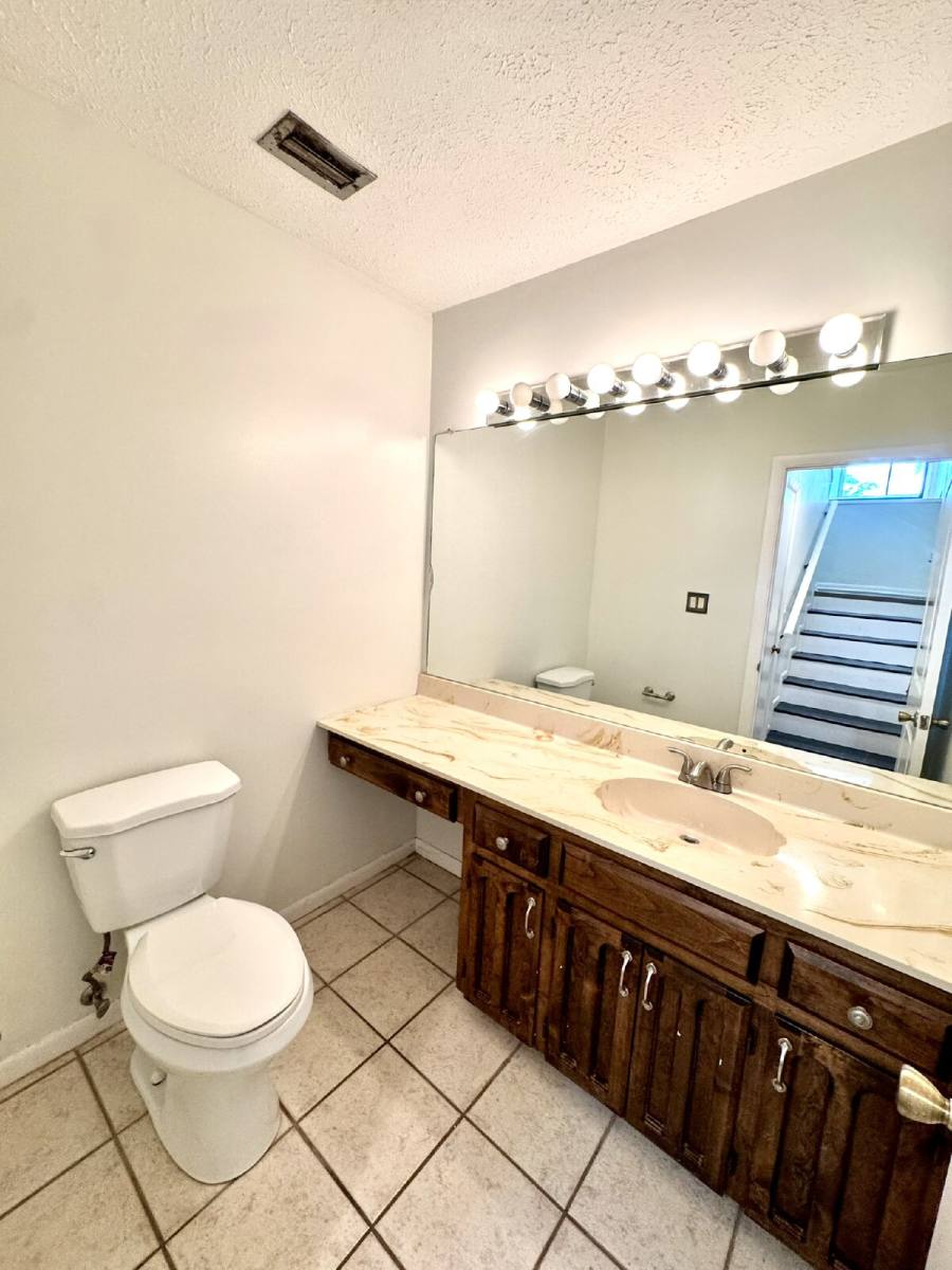 House for rent at 300 Cherry St #4, Panama City, FL 32401