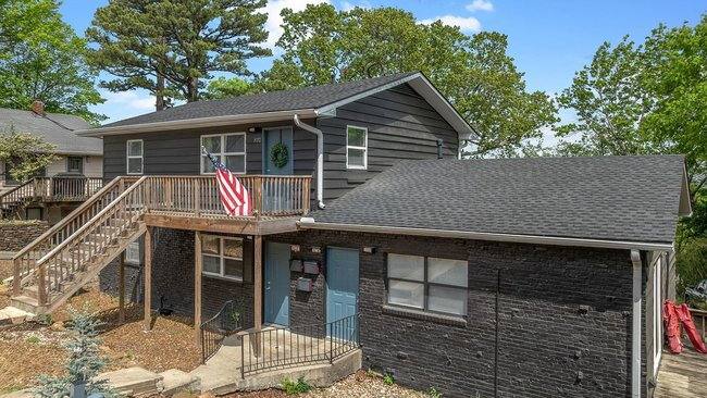 Apartment for rent at 830 W Caraway St, Fayetteville, AR 72701