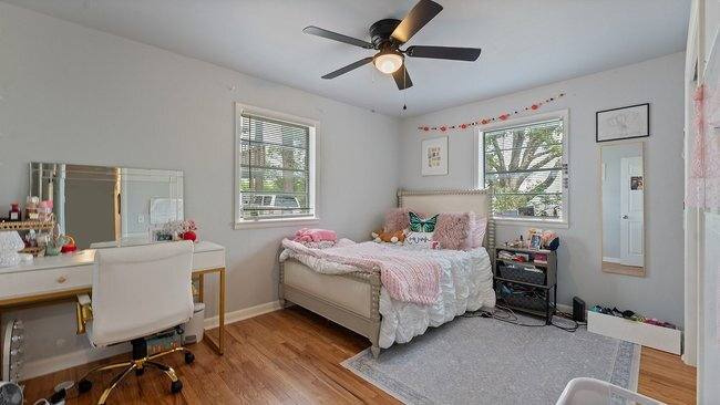 Apartment for rent at 830 W Caraway St, Fayetteville, AR 72701