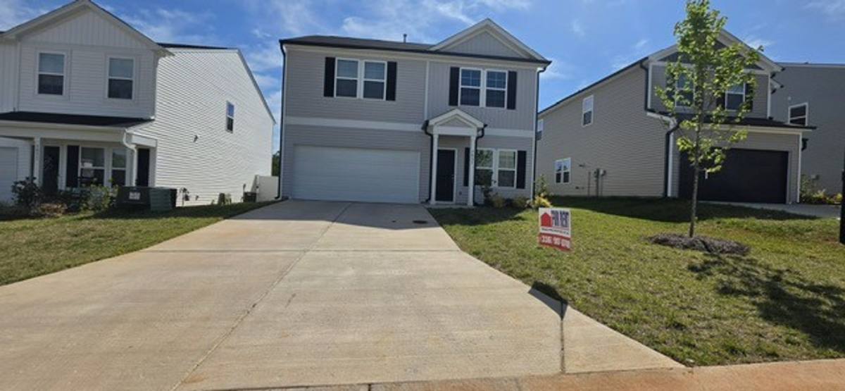 House for rent at 5037 Fallmeade Rd, Kernersville, NC 27284