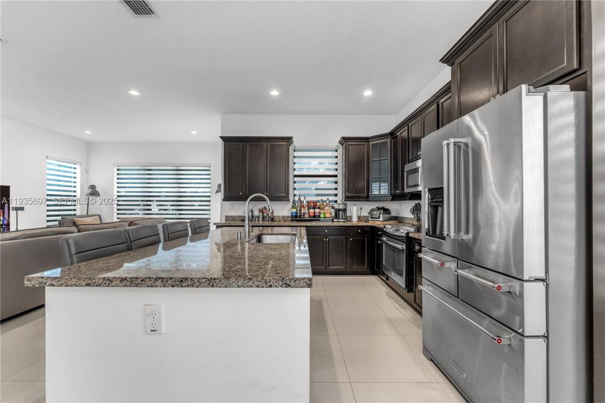 House for rent at 9881 W 34th Ave, Hialeah, FL 33018