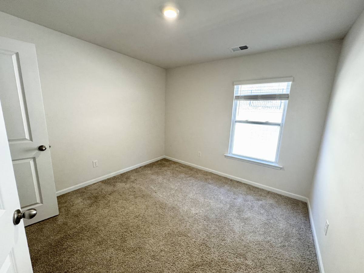Townhouse for rent at 308 Oakmont Valley Trail, Seneca, SC 29678