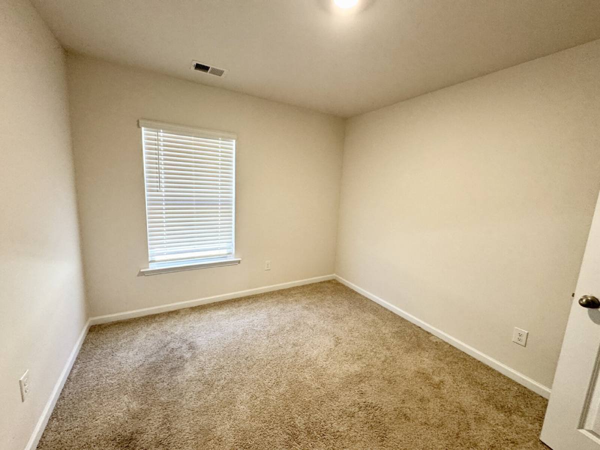 Townhouse for rent at 308 Oakmont Valley Trail, Seneca, SC 29678