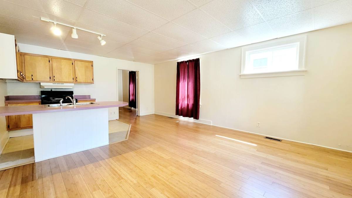 Apartment for rent at 802 S 27th St, South Bend, IN 46615
