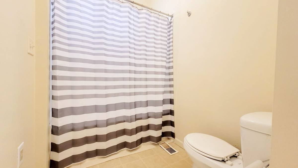 Apartment for rent at 802 S 27th St, South Bend, IN 46615