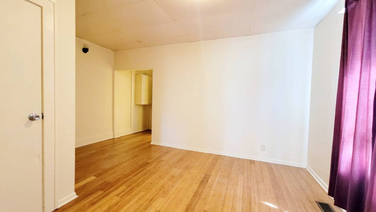 Apartment for rent at 802 S 27th St, South Bend, IN 46615