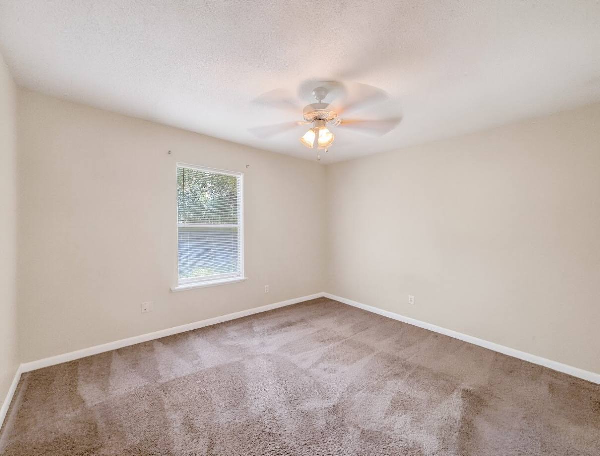 Apartment for rent at 208 Squirrel Haven Rd #A, Mary Esther, FL 32569