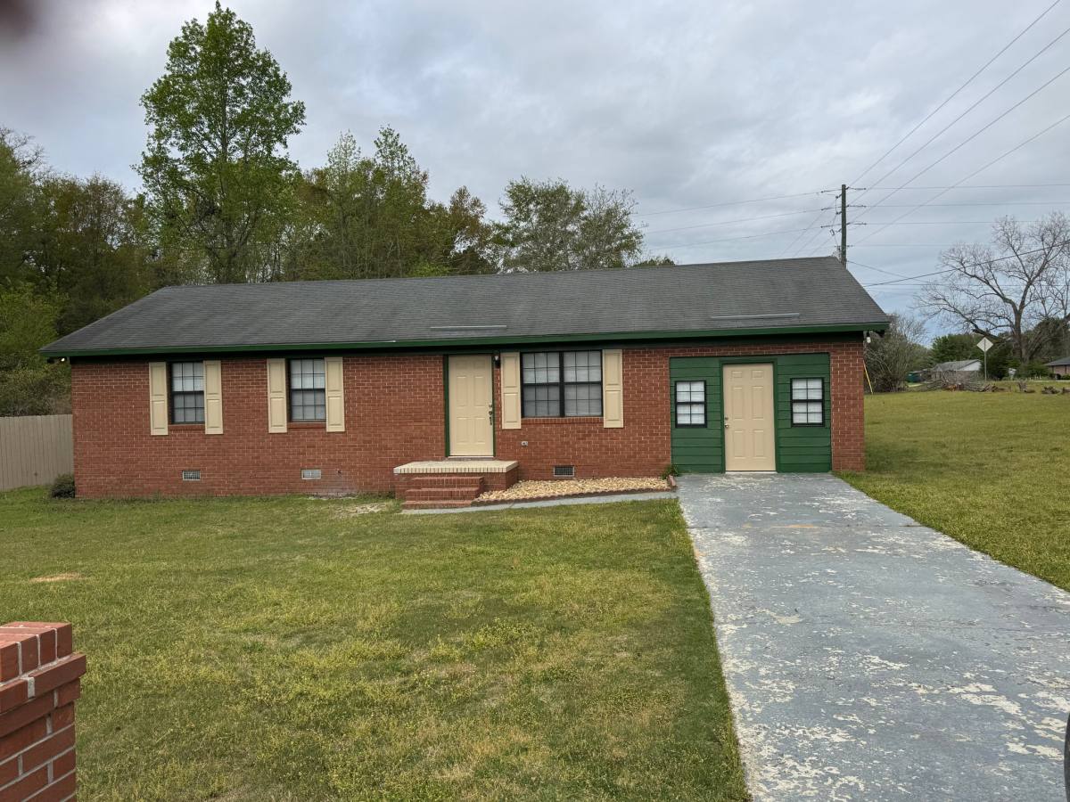 House for rent at 14 Flint Dr, Fort Valley, GA 31030
