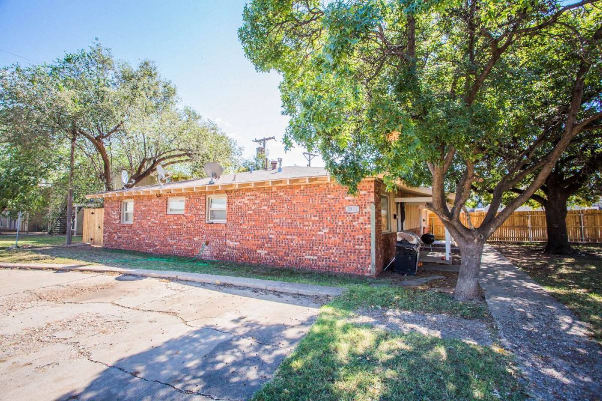 Apartment for rent at 2815 43rd St #11, Lubbock, TX 79413